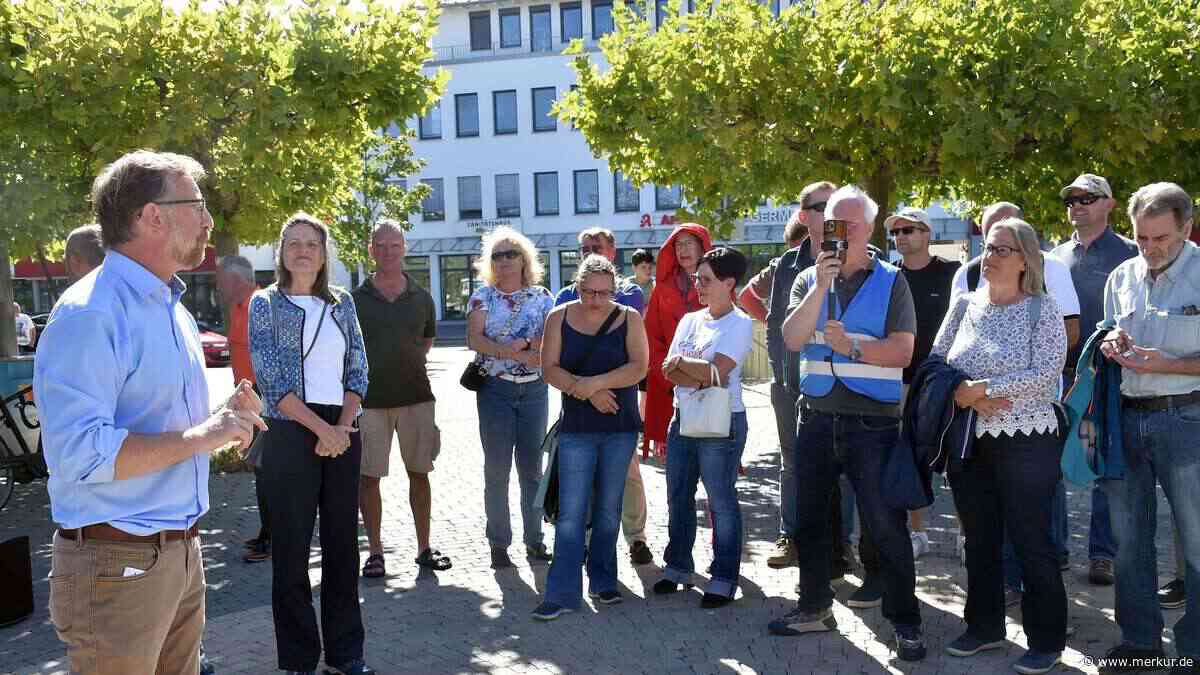 AfD-Kundgebung in Germering: Partei rechnet mit der Finanzpolitik ab