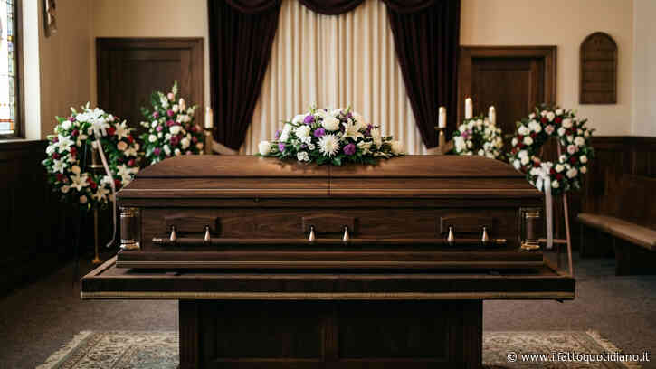 Scambiano le salme all’obitorio e cremano un uomo per errore, la scoperta pochi minuti prima del funerale. Il figlio: “Non mi hanno dato l’opportunità di rivedere mio padre l’ultima volta”