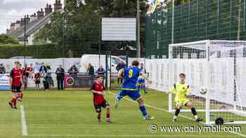 On The Road: Triumph, loss and a long, long journey to their field of dreams... the miracle of Gartcosh United