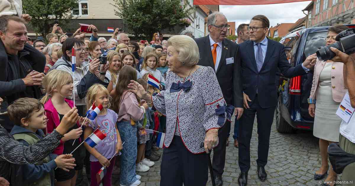 Dit Duitse stadje is dol op ons koningshuis: Oranjes krijgen een ontvangst alsof het Koningsdag is