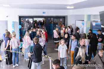 Schule macht Betrieb: Ausbildungsmesse lockt auch in Freiberg viele Besucher an