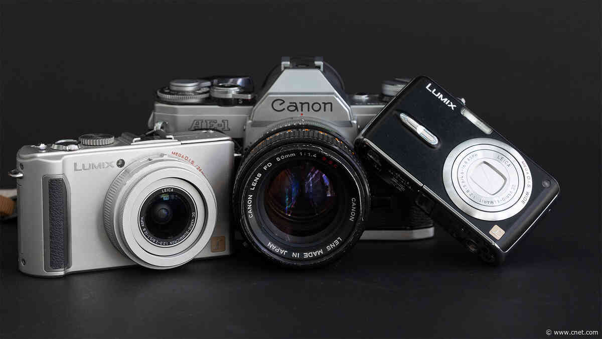 I Made Some Money Selling an Old Digital Camera. Here’s How