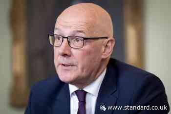 Swinney can’t give ‘specific figure’ on NHS job losses under planned reforms