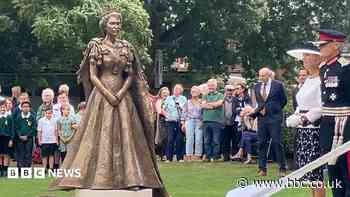 Watch: Queen Elizabeth II sculpture unveiled