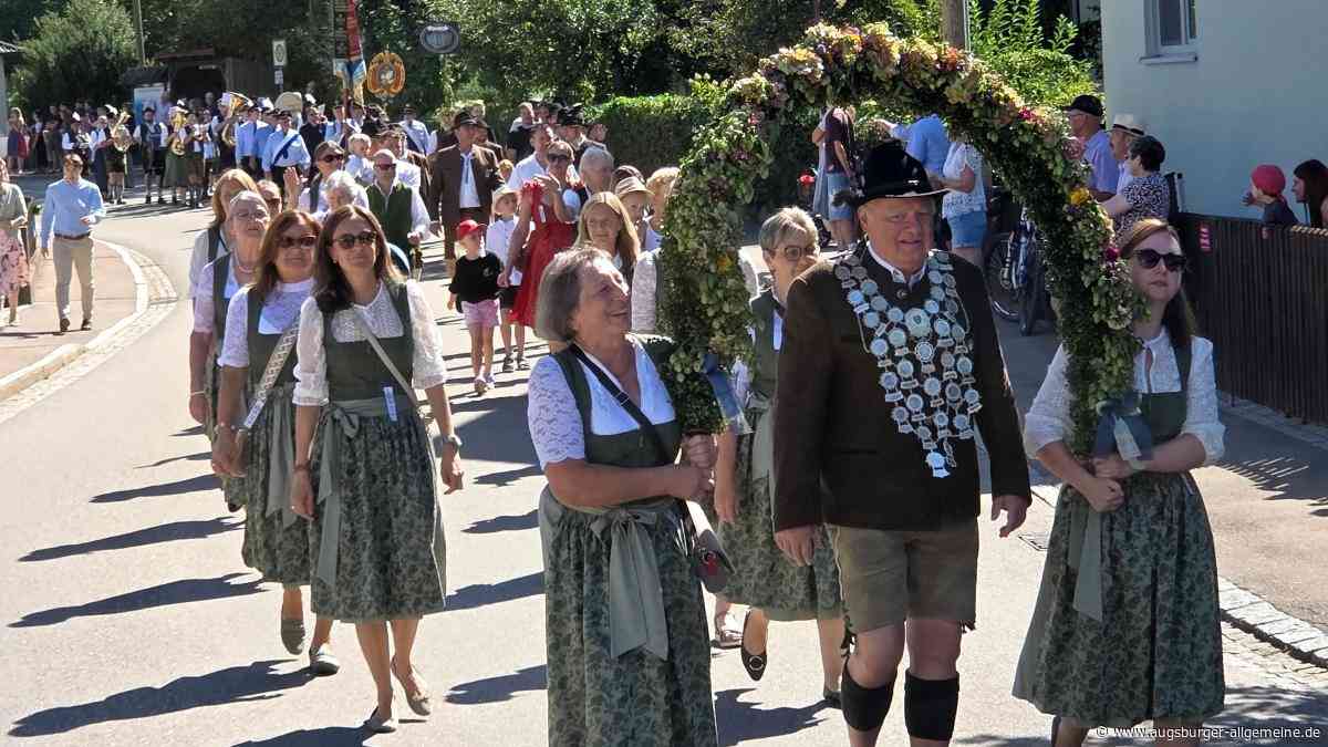 Sechs Vereine, 5000 Gäste: So fulminant feierte Baring sein Rekord-Jubiläum