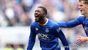Everton snatch point against Man Utd in thriller