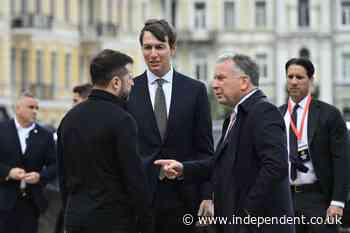 US envoys meet Zelensky in Kyiv after Putin talks as frontline battles rage on