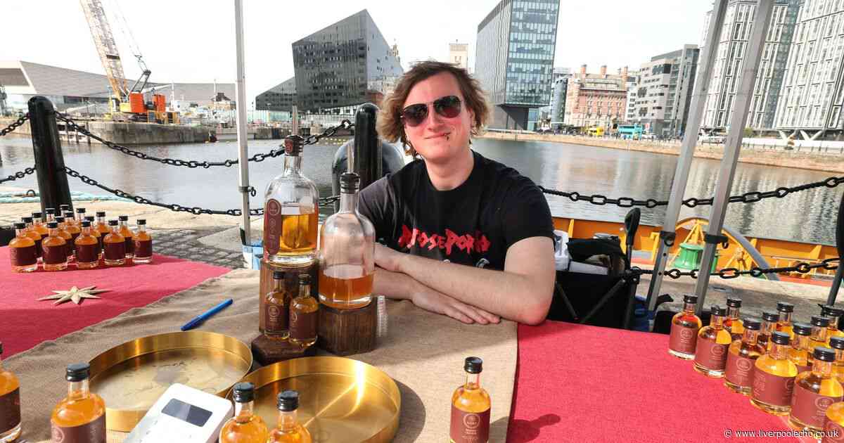 Hundreds gather at Royal Albert Dock for sell out Sunday