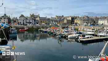 Nine arrested in immigration raids on Scottish fishing fleet