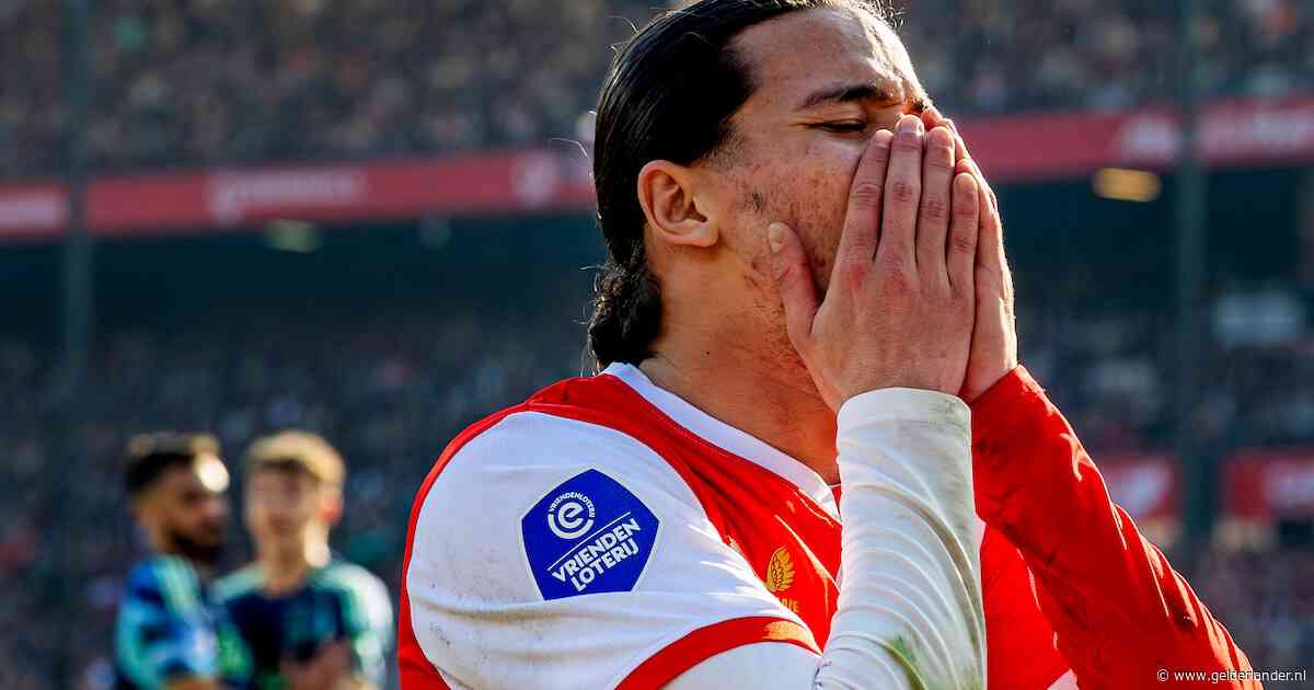 Meest besproken Feyenoorder Anis Hadj Moussa blijft na onstuimig weekend gewoon in Rotterdam