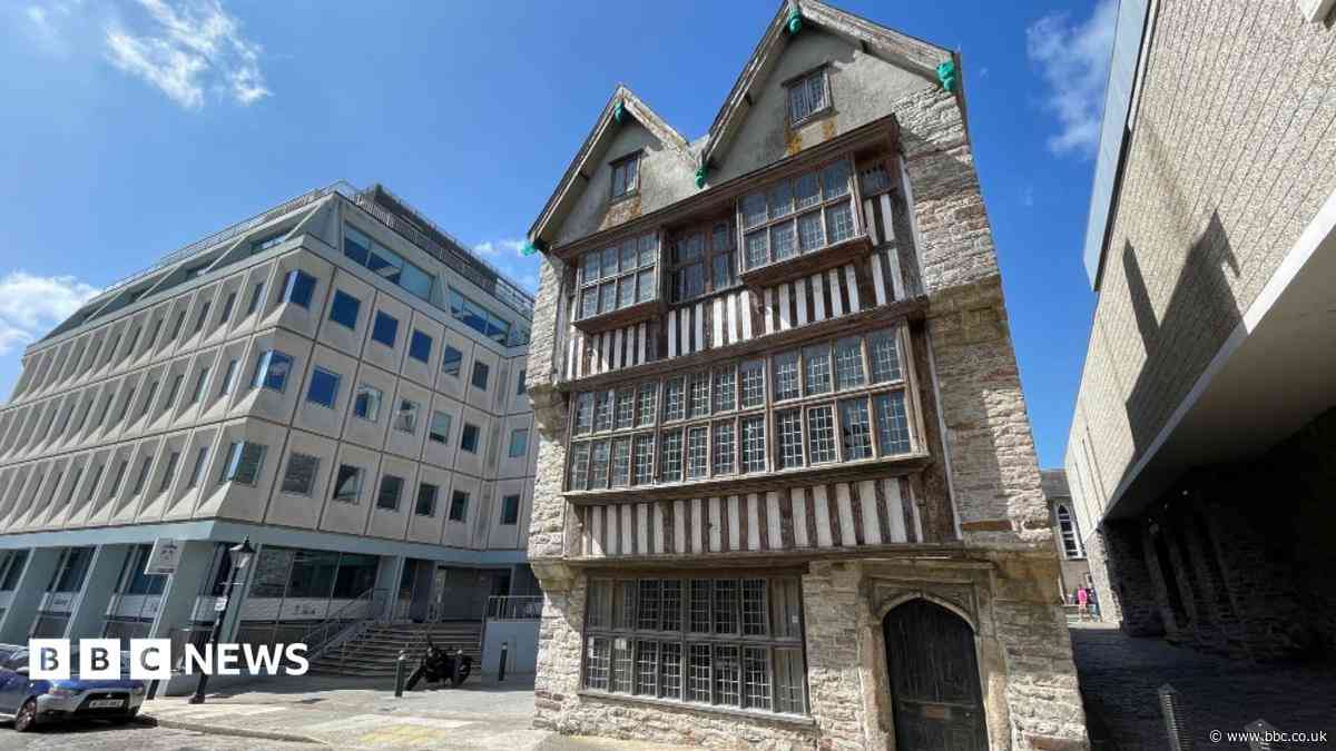 Tudor house could be restored to its heyday