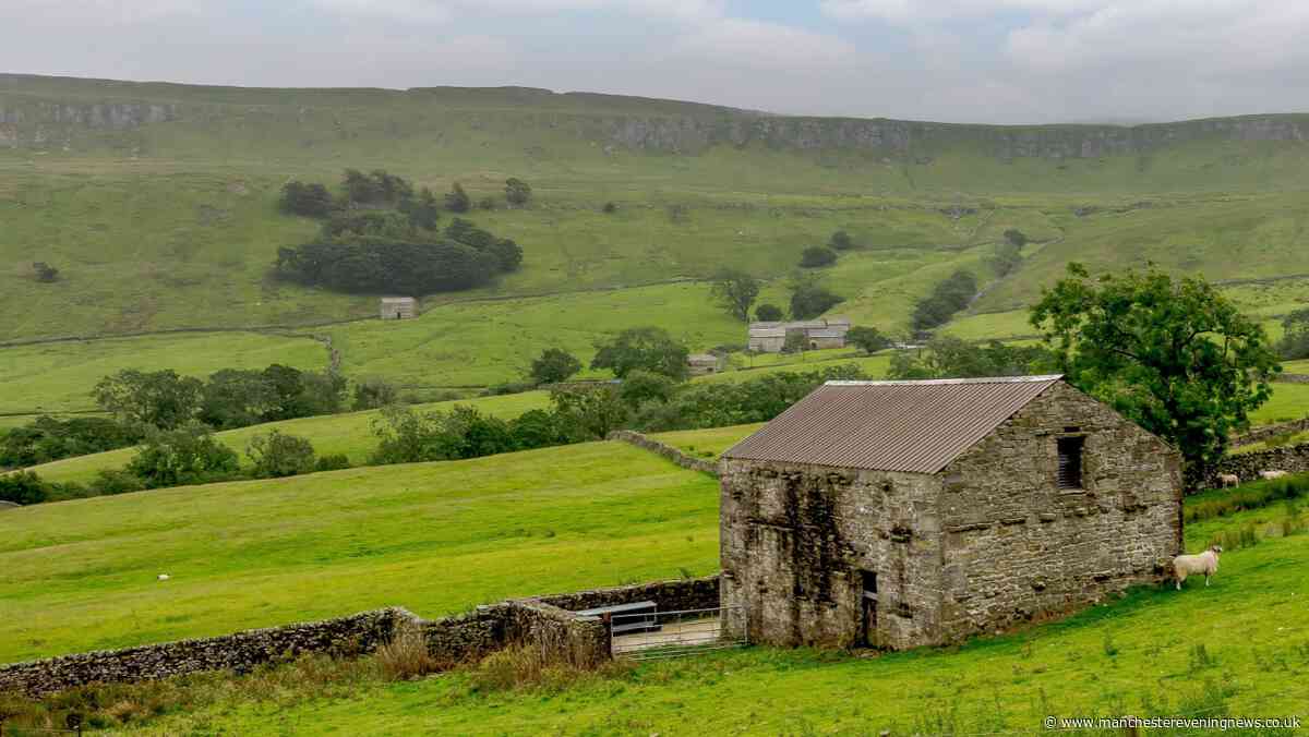 Visitors praise cottage in 'charming' Yorkshire village with 'views across the Dales'