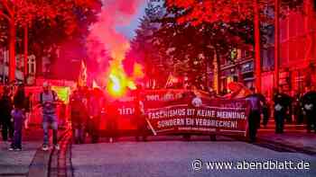 AfD kratzt an absoluter Mehrheit: Hamburger protestieren – Bengalos gezündet