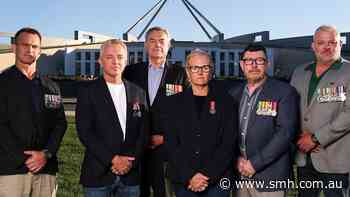 Veterans to lay down medals in escalation of fight with Albanese government over healthcare cuts