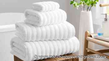 Dusk shoppers 'throw out' old towels for 'luxury' £1 ones 'that are just like a hotel's'