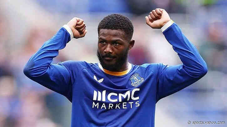 After transfer worries, Everton have an unlikely new hero