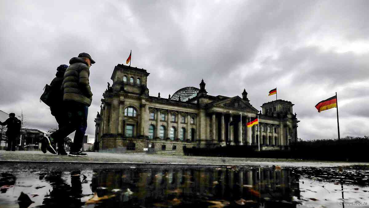 Konsequenzen aus Sachsen-Anhalt: DIW-Ökonom: Ohne neue Agenda 2010 droht AfD-Wahlsieg auf Bundesebene