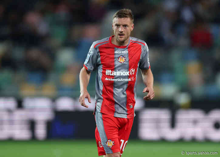 West Ham United Warned Off Free Striker Move: Should The Hammers Still Go After Him?