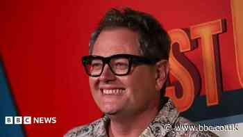 Alan Carr backs hometown music festival