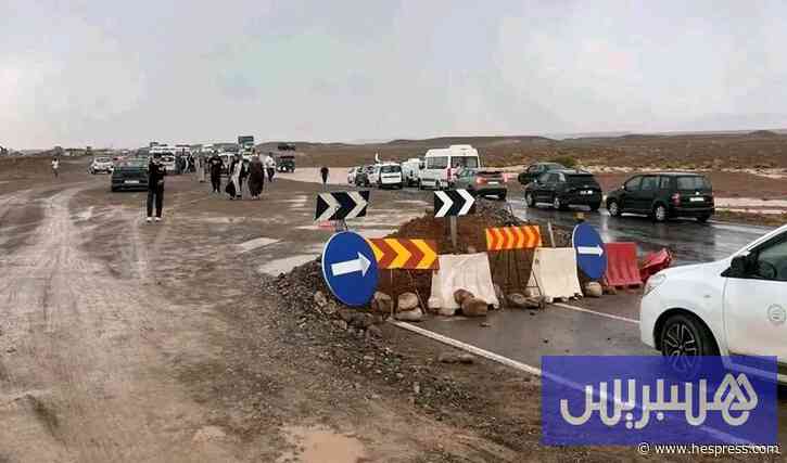 سيول جارفة تربك حركة السير على الطريق الوطنية بين ورزازات وتنغير