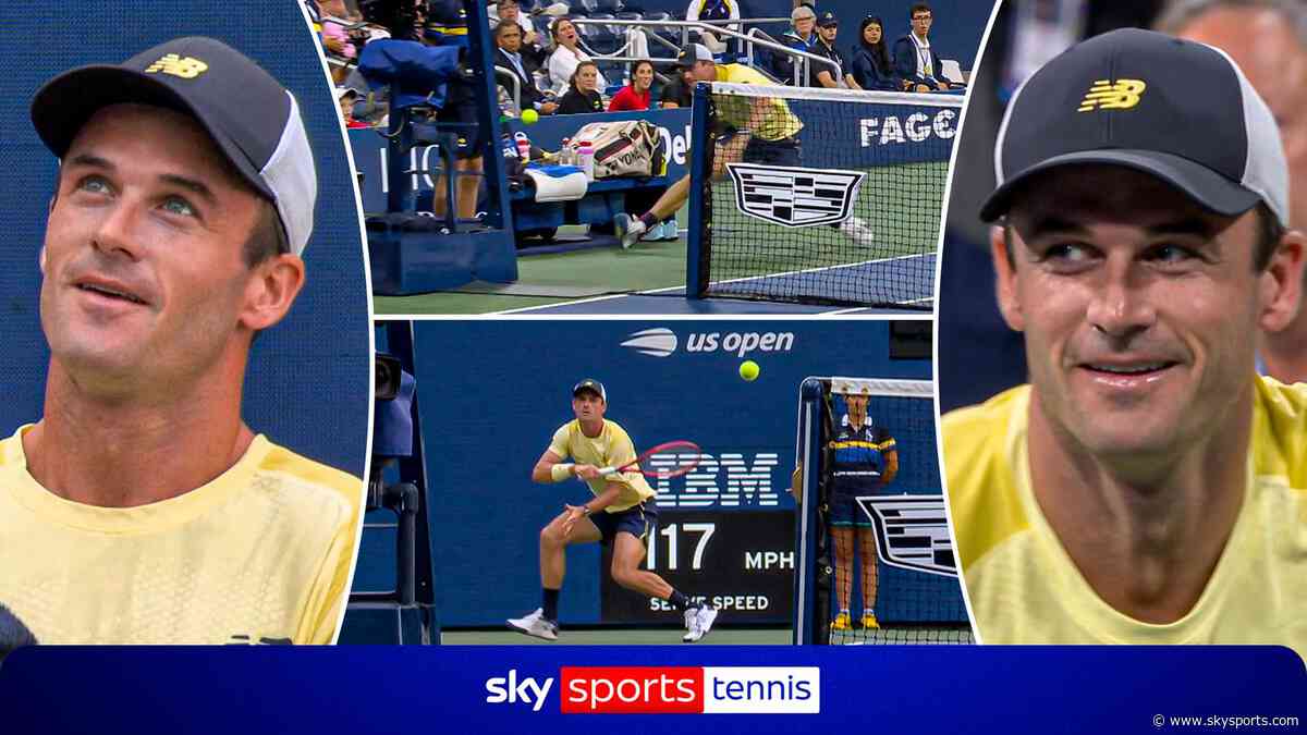 'That will make the highlight reel!' Paul goes round the net twice at US Open!