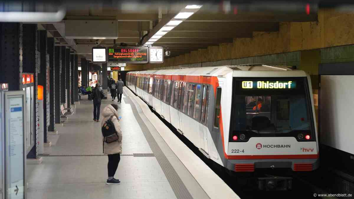 Schlägerei am U-Bahnhof: 33-Jähriger muss nach Angriff reanimiert werden