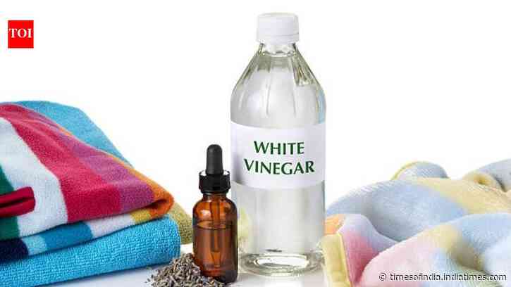 White vinegar for laundry: How this simple home hack can help keep clothes fresh, clean and odour-free