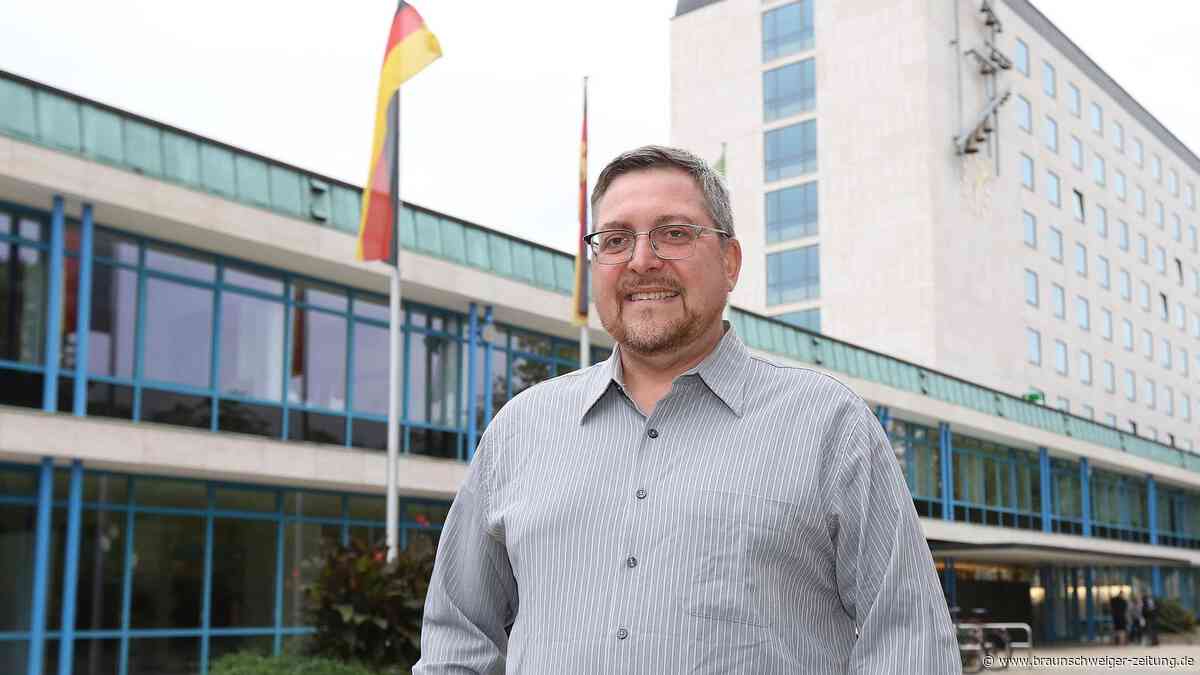 OB-Wahl in Wolfsburg: Thomas Schlick will stabile Finanzen, ohne überall zu kürzen