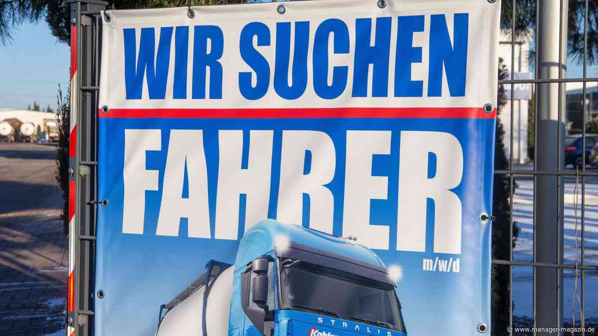 Wettbewerb: Was Stellenanzeigen über die Strategie der Konkurrenz verraten