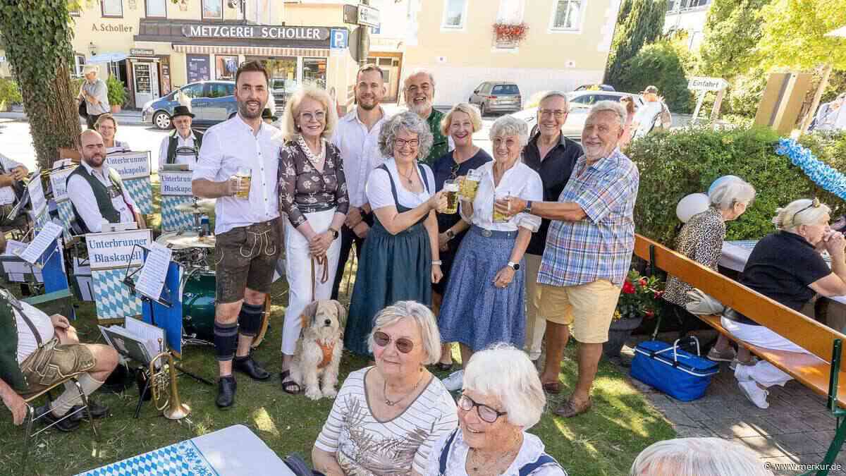 Fast 100 Gäste feiern zweite Seniorenwiesn in Starnberg