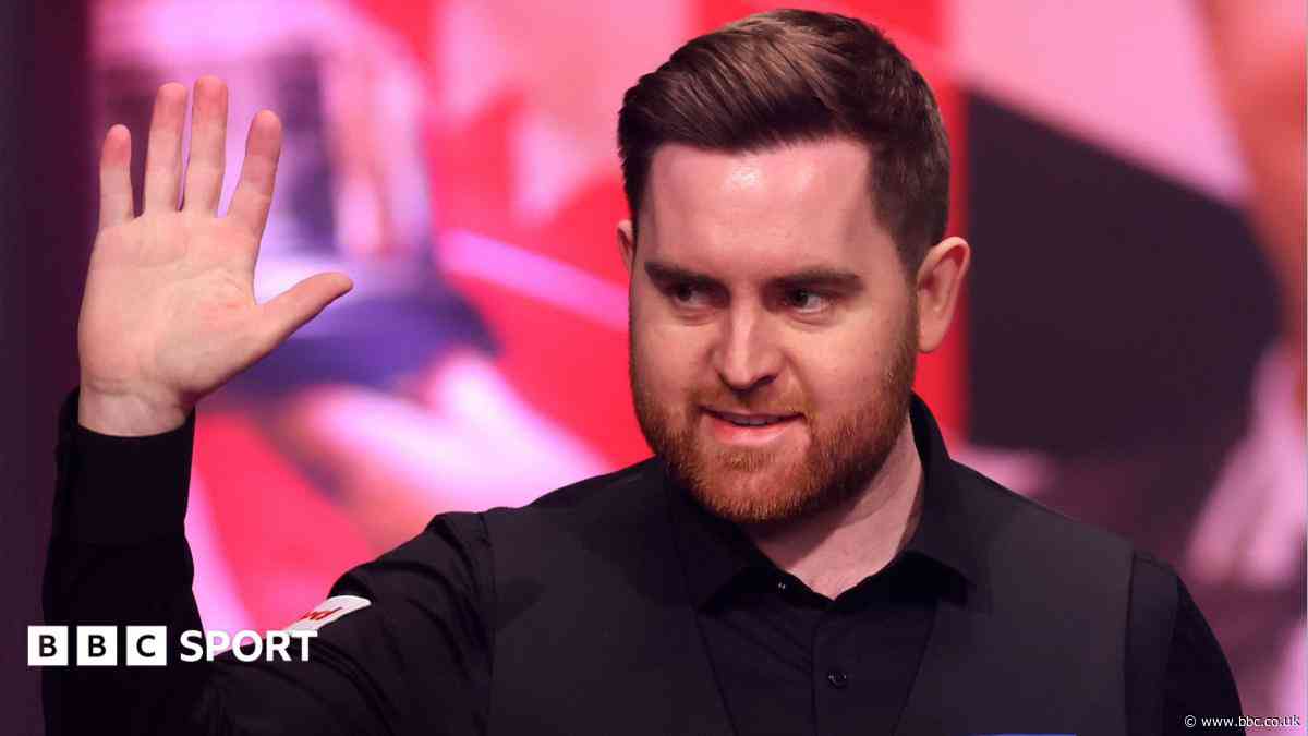 Jones shocks Selby to win British Open title