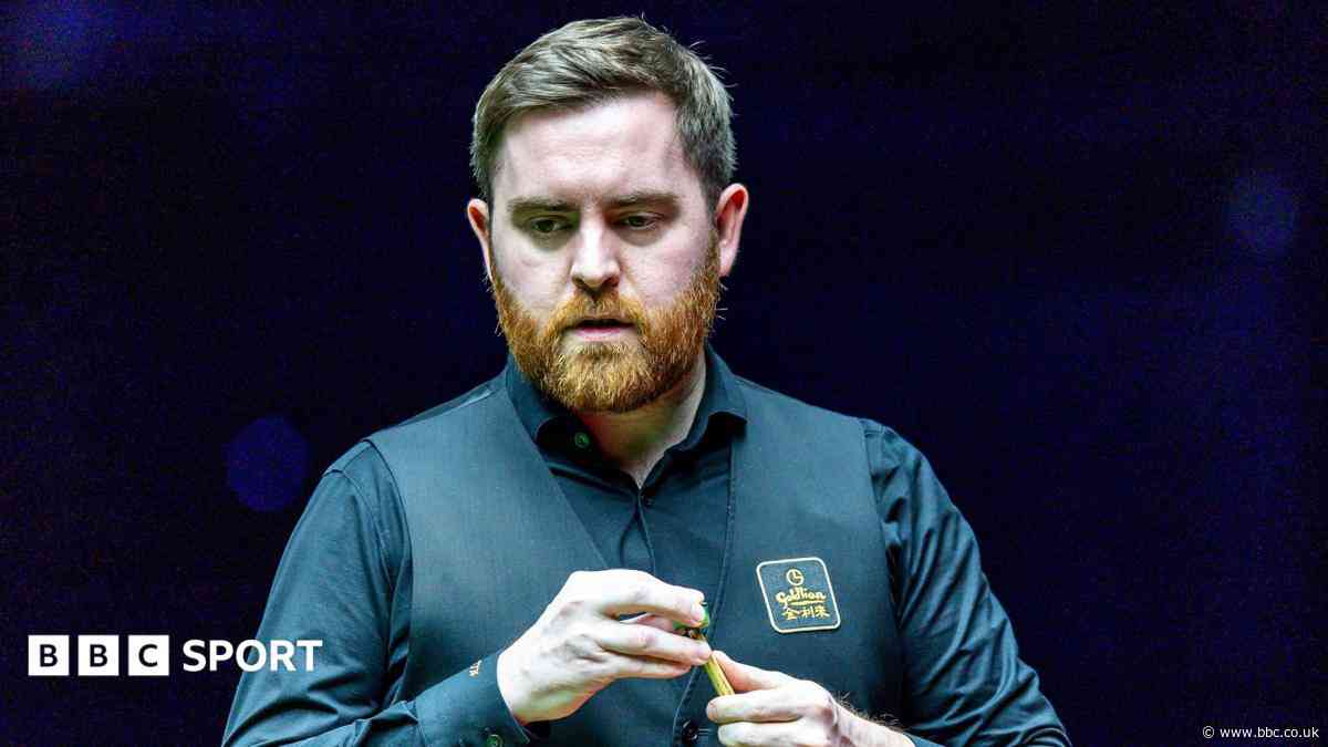 Jones stuns Trump to set up final against Selby