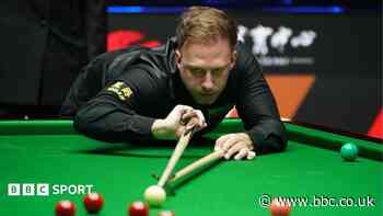 Trump thrashes Zhao to reach last four of British Open