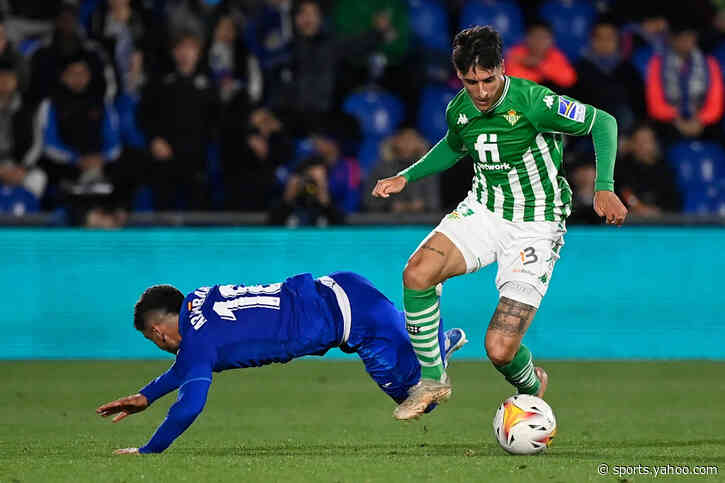 Farewell to football, Cristian Tello hangs up his boots at 33 🔚