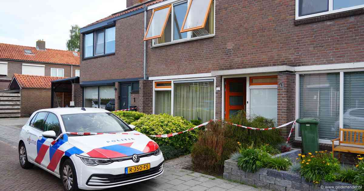 Man (66) overlijdt na brand in zijn woning in Hattem