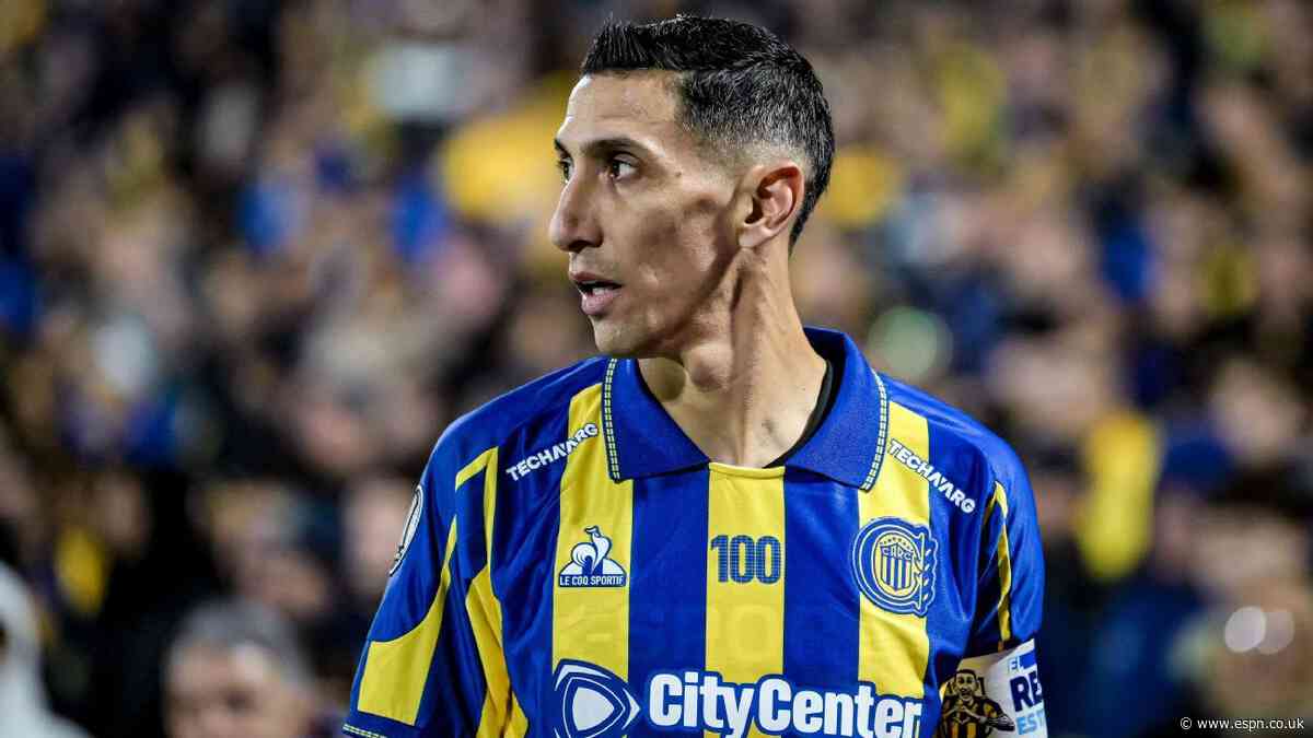 Di María given ovation during Messi tribute