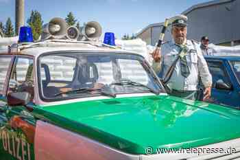 Zwischen falschem Polizisten und echtem Design: Oldtimertreffen im Erzgebirge