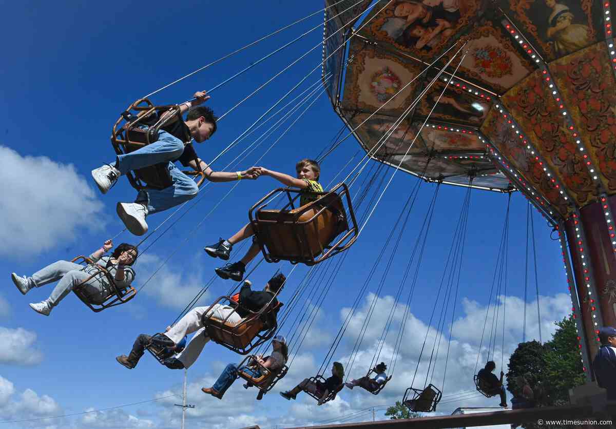 Photos: Holding on tight to summer's end at the Schaghticoke Fair