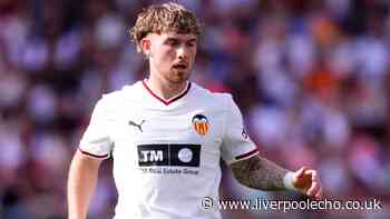 Spanish media react as 'out of shape' Harvey Elliott suffers nightmare Valencia debut