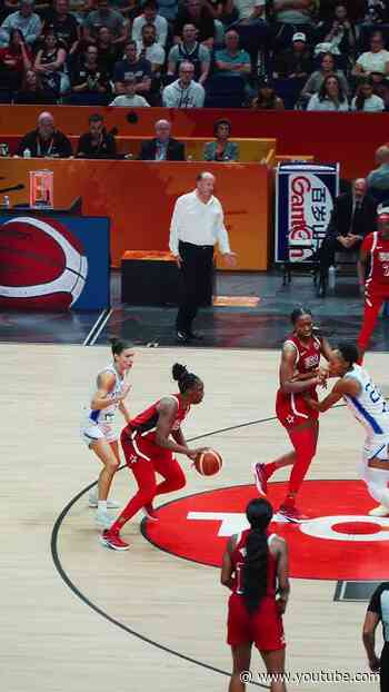 Go to your vets in big moments 🔥 #FIBAWWC