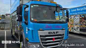 Dolly Parton-inspired lorry aims to bring smiles