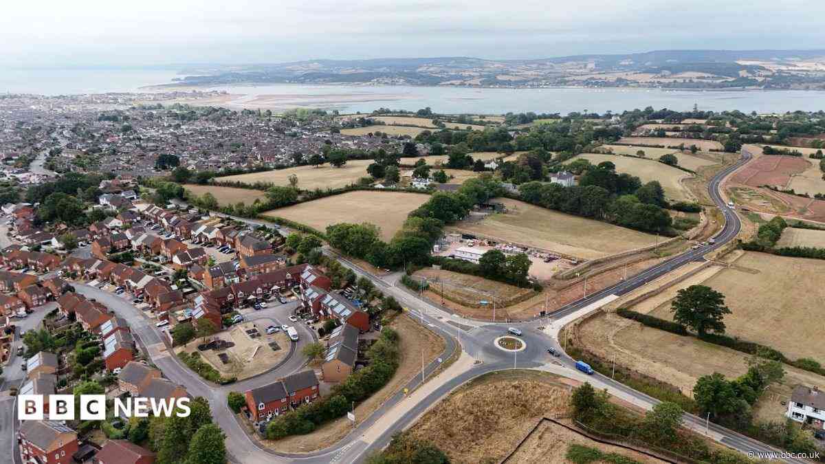Final stage of roadworks begins after year's delay