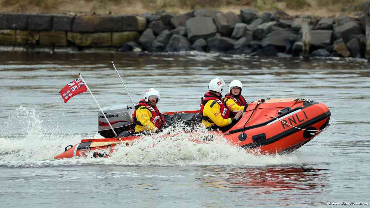 Man taken to hospital after River Thames rescue in Gravesend