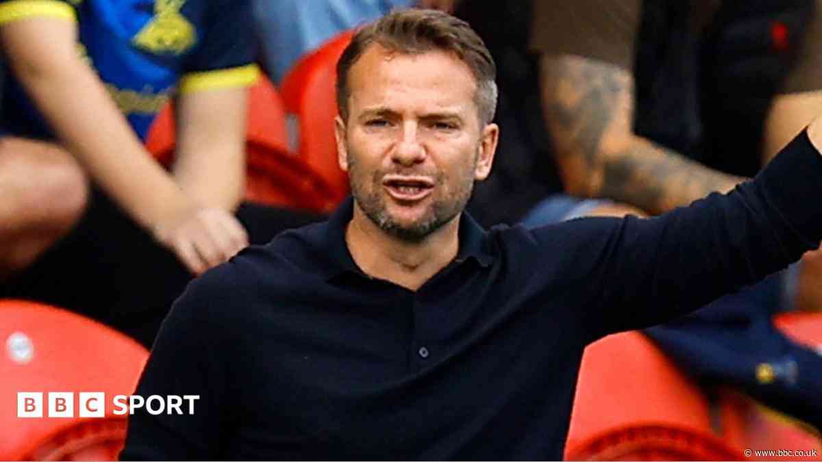Argyle boss Cleverley unhappy with refereeing calls