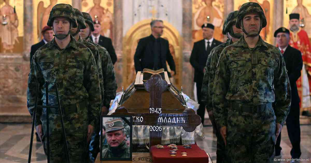 Duizenden Serviërs nemen in kerk afscheid van oorlogsmisdadiger Ratko Mladic