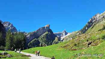 Felssturz bedroht Alpenort: Zufallsfund eines Piloten alarmiert Behörden – Gebiete gesperrt