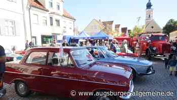 Glänzender Chrom und leuchtende Augen: Tausende Besucher beim Oldtimertreffen nach Pöttmes