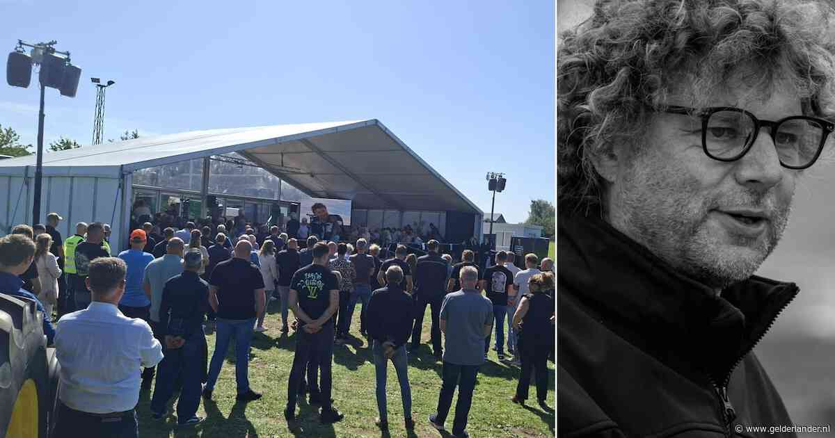 Honderden mensen nemen afscheid van tractorpullingicoon Ruben Fortuin