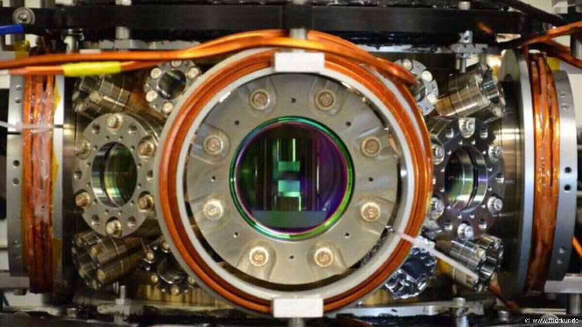 Stanford-Forscher bauen KI aus Atomen und Licht – ihr Gedächtnis speichert siebenmal mehr Erinnerungen