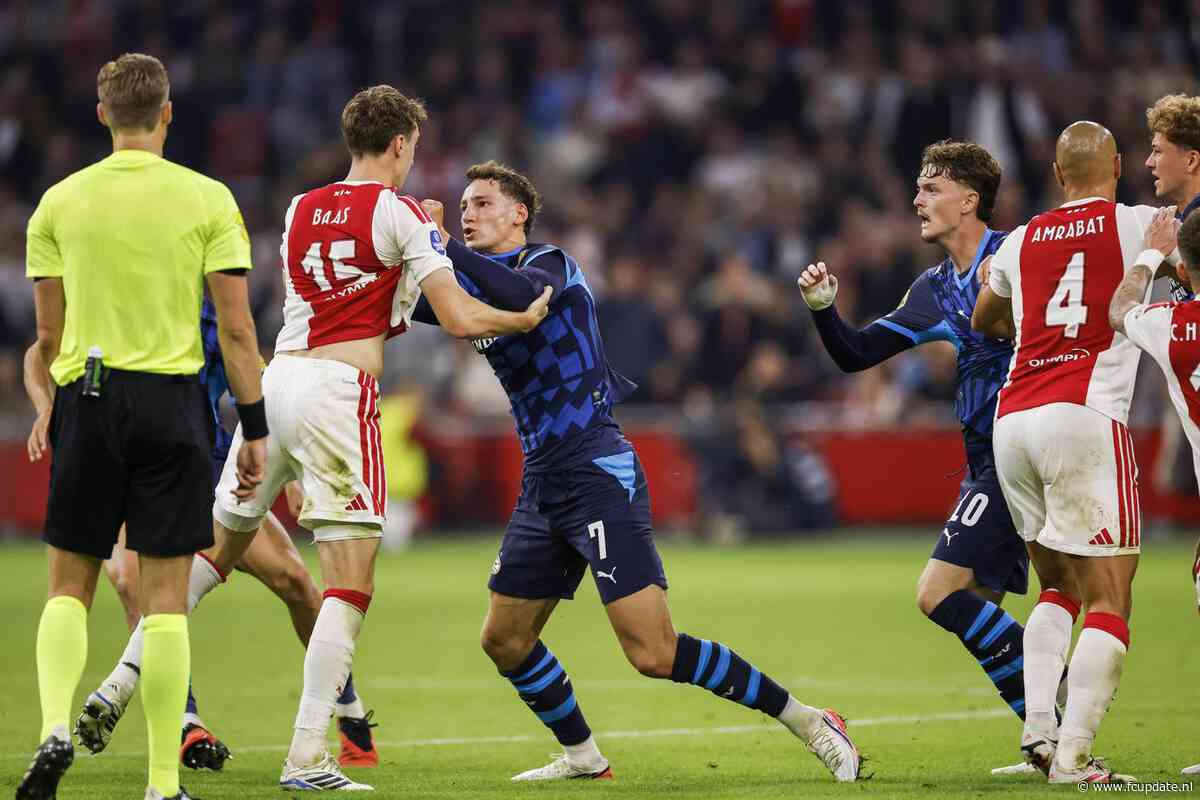 Johan Derksen: ‘Het was niet eens een gele kaart voor Ruben van Bommel’